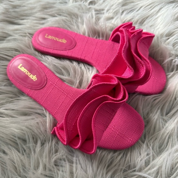 LARROUDE Ivy Ruffle Slip On Mule Flat Sandals in Pink Raffia Size 5 NWB - Picture 4 of 14